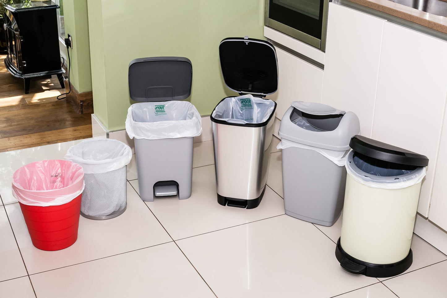 Evaness 100% Recycled Material & Biodegradable Bin Bags with Tie Handles | 20-30 litres x 180 Bags – £18.99